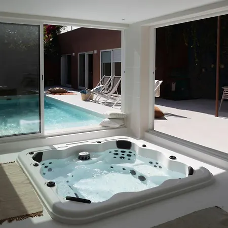 Casa Dos Pinheiros 109 - Private With Pool & Heated Βίλα