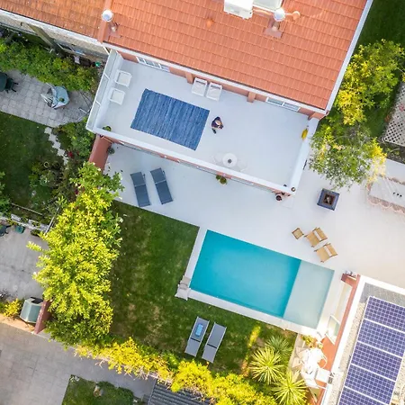 Casa Dos Pinheiros 109 - Private With Pool & Heated Willa